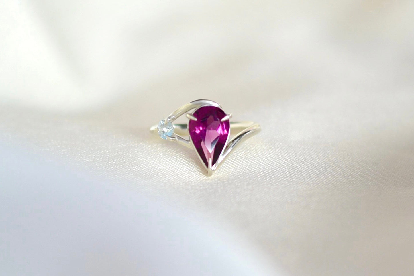 Lyra Ring