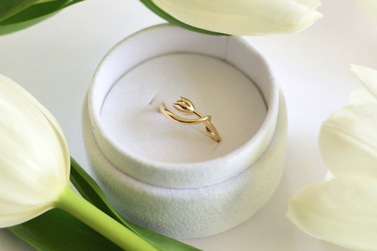 Entwined Tulip Ring - Gold