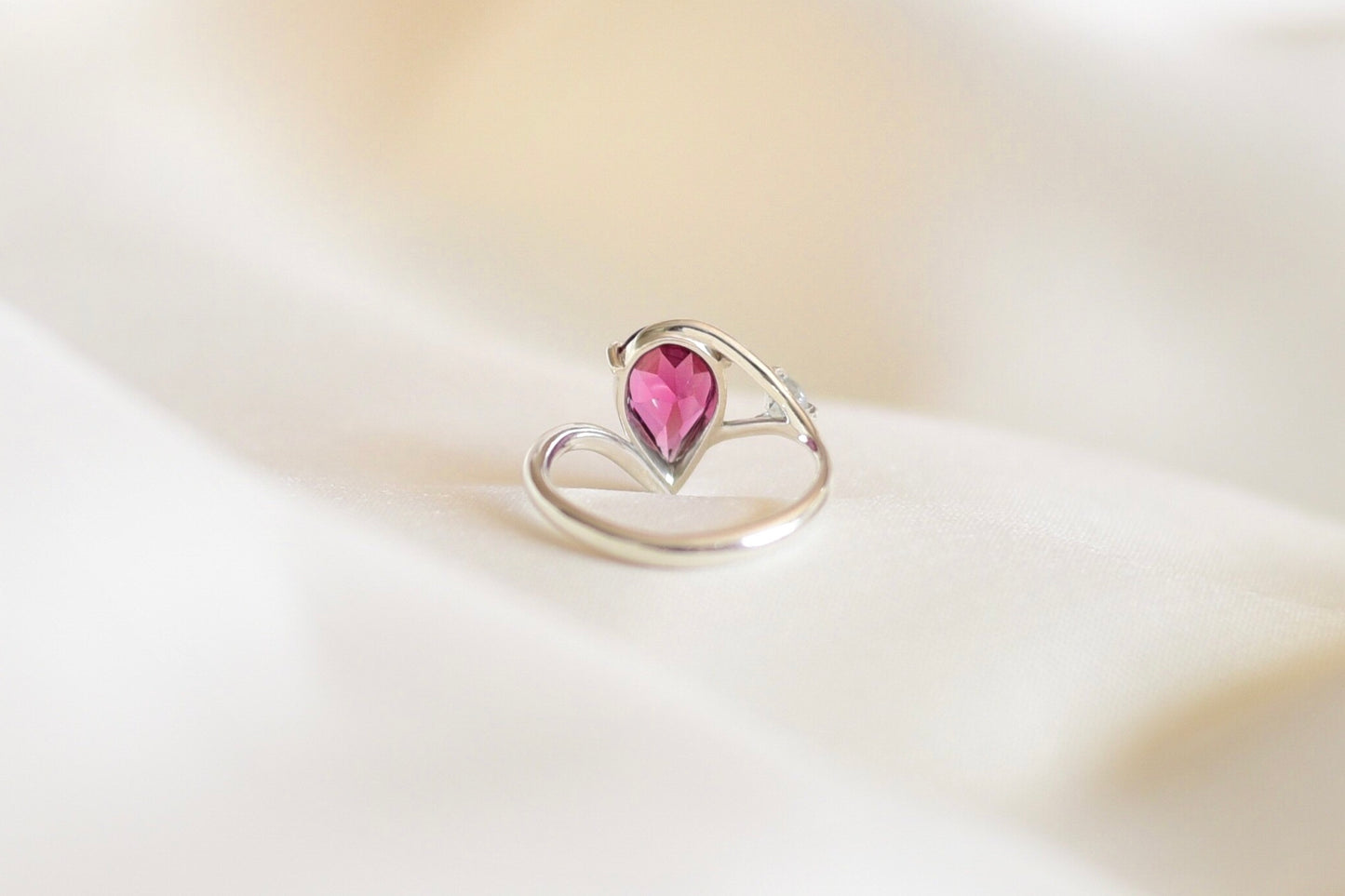Lyra Ring