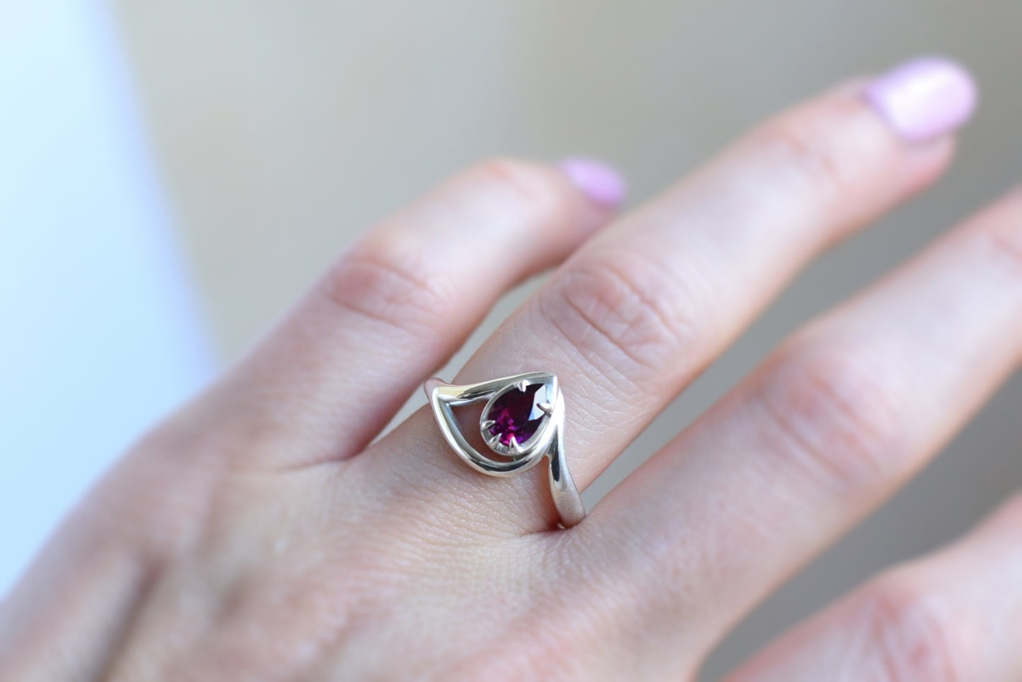 Solaris Ring - Garnet