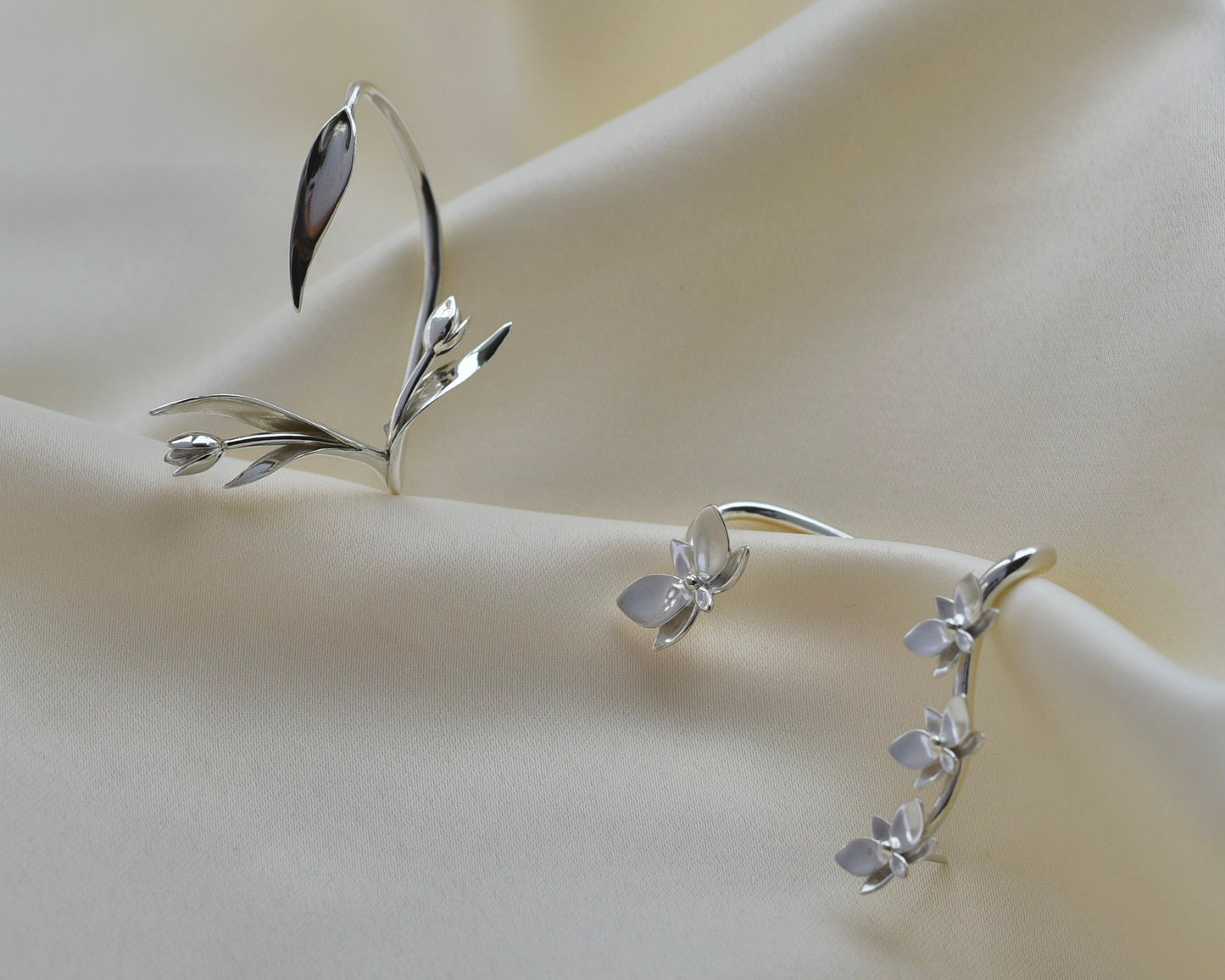 Antheia Tulip Ear Cuff