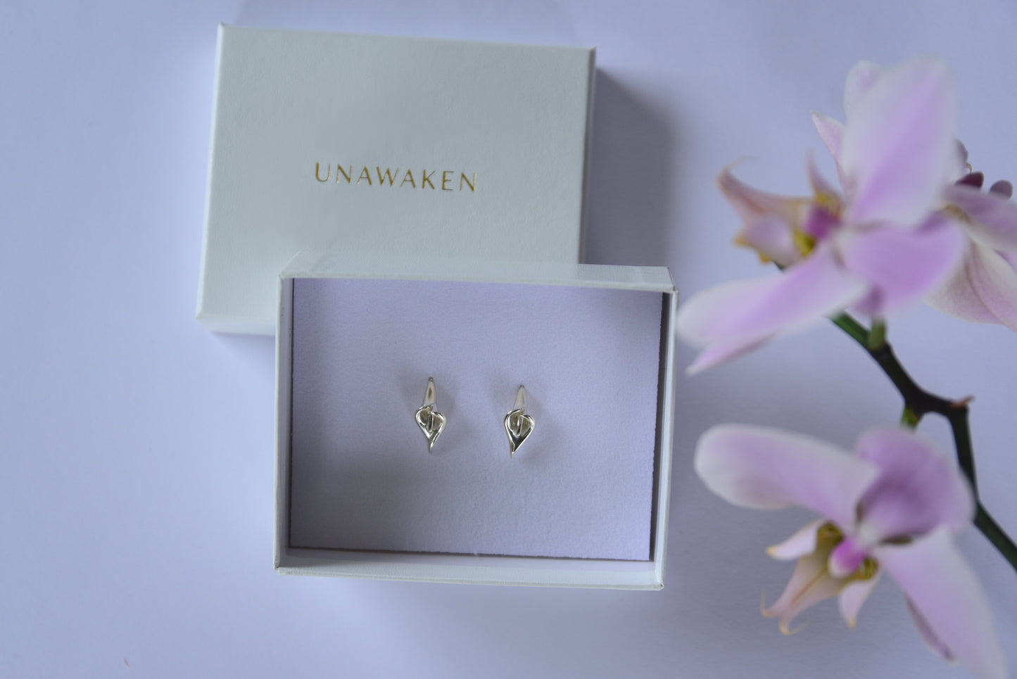 Mini Lily Earrings