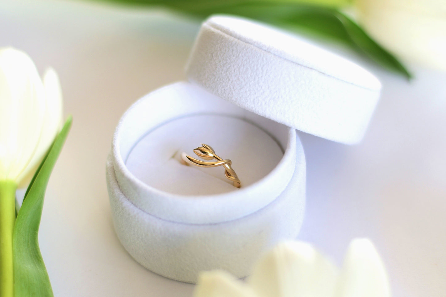 Entwined Tulip Ring - Gold