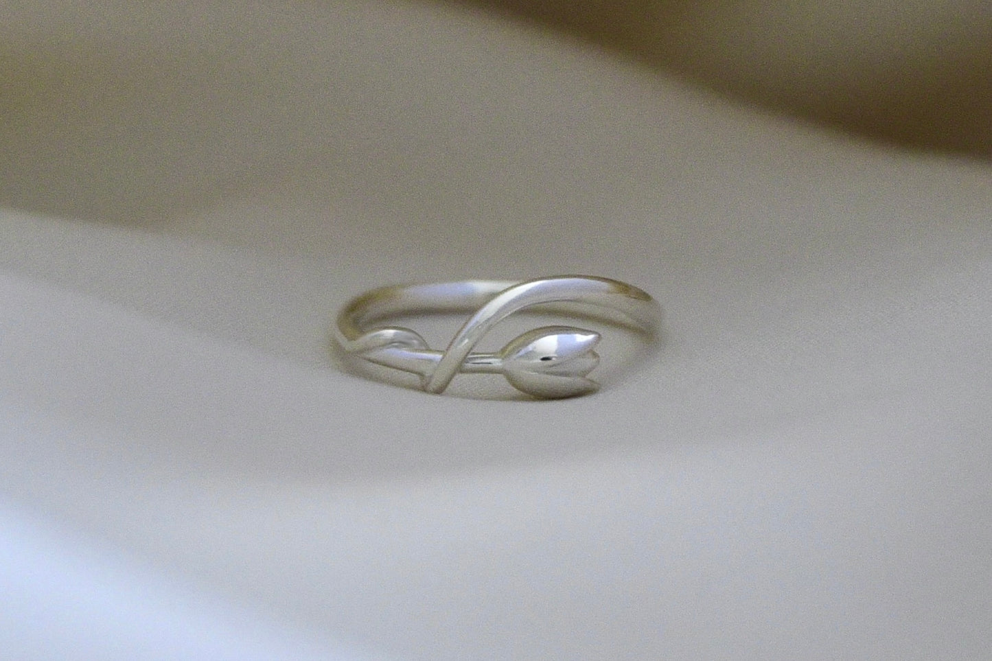 Entwined Tulip Ring