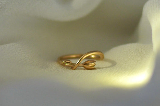 Entwined Tulip Ring - Gold