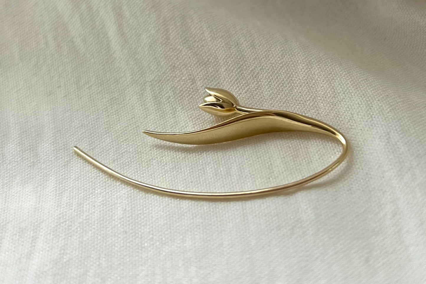 Tulip Earrings – 9k Gold