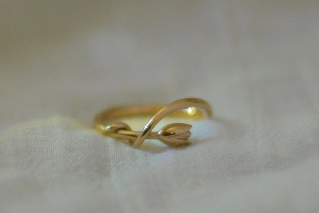 Entwined Tulip Ring - Gold
