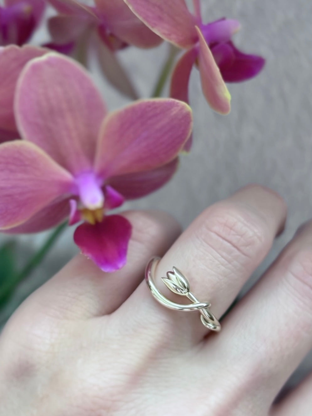 Entwined Tulip Ring